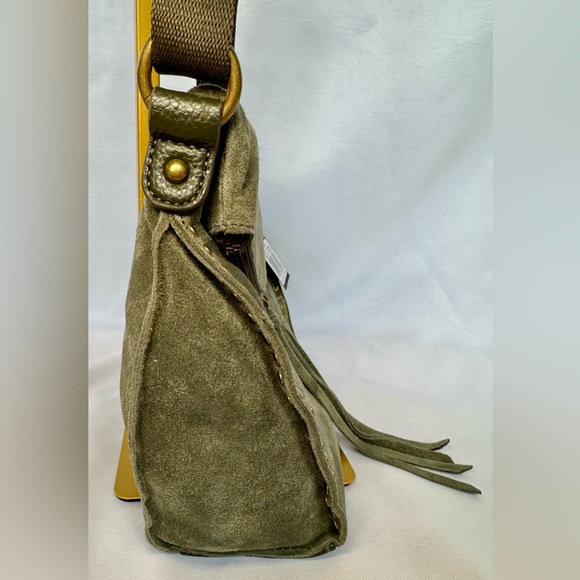 New With Tags The Sak Silverlake Crossbody In Moss Suede Green Color - Picture 6 of 15